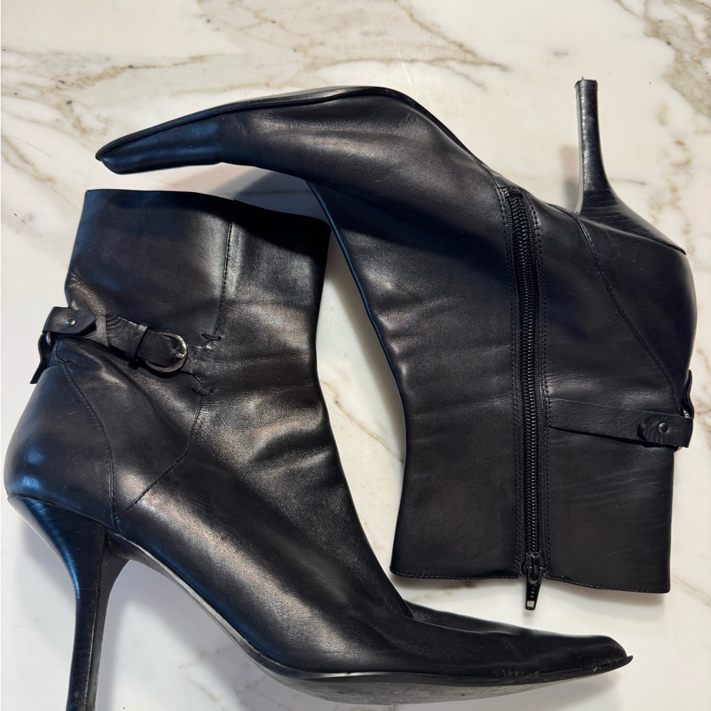 Nine West Black Leather Pointed-Toe Ankle Booties